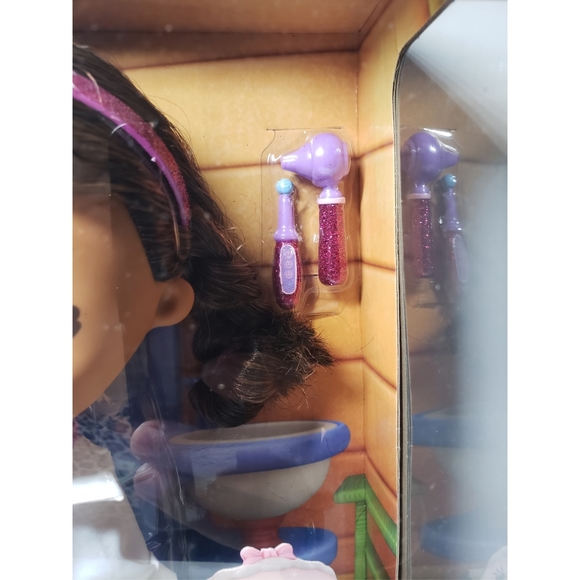 Disney junior Doc Mc stuffins doll - Picture 6 of 7